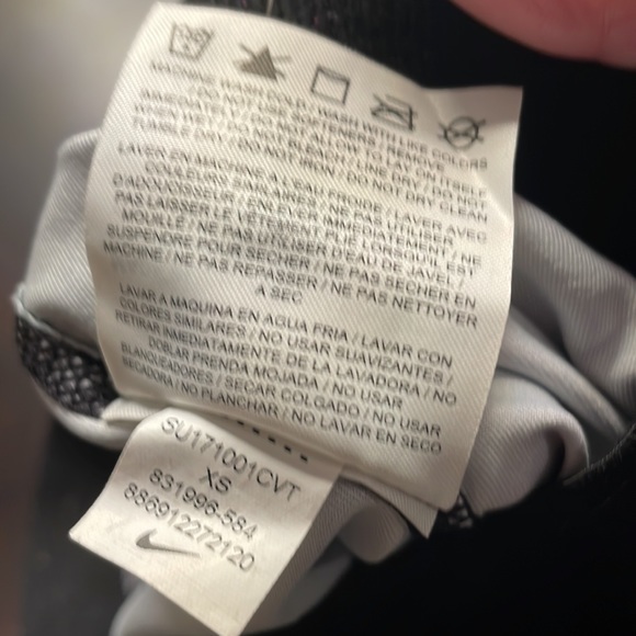 Nike Dri Fit XS leggings athletic crop - Picture 6 of 6